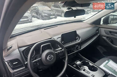 Внедорожник / Кроссовер Nissan Rogue 2021 в Черновцах