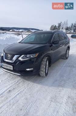 Внедорожник / Кроссовер Nissan Rogue 2017 в Жмеринке
