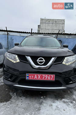 Внедорожник / Кроссовер Nissan Rogue 2016 в Лубнах