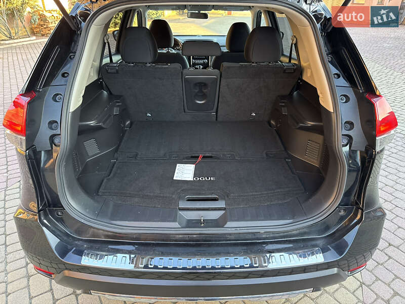 Внедорожник / Кроссовер Nissan Rogue 2018 в Мукачево