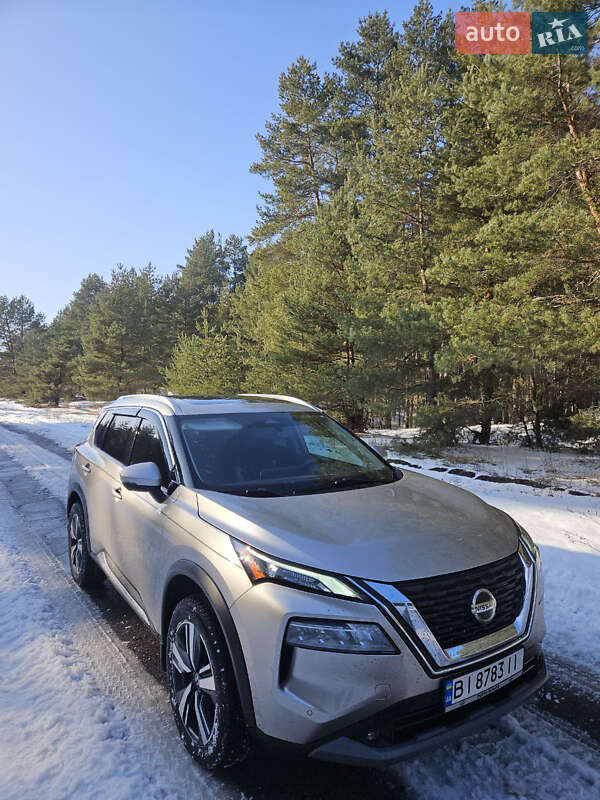 Внедорожник / Кроссовер Nissan Rogue 2021 в Кременчуге