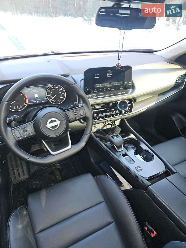 Внедорожник / Кроссовер Nissan Rogue 2021 в Кременчуге