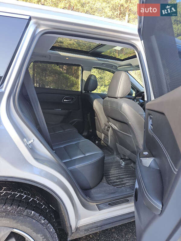 Внедорожник / Кроссовер Nissan Rogue 2021 в Кременчуге