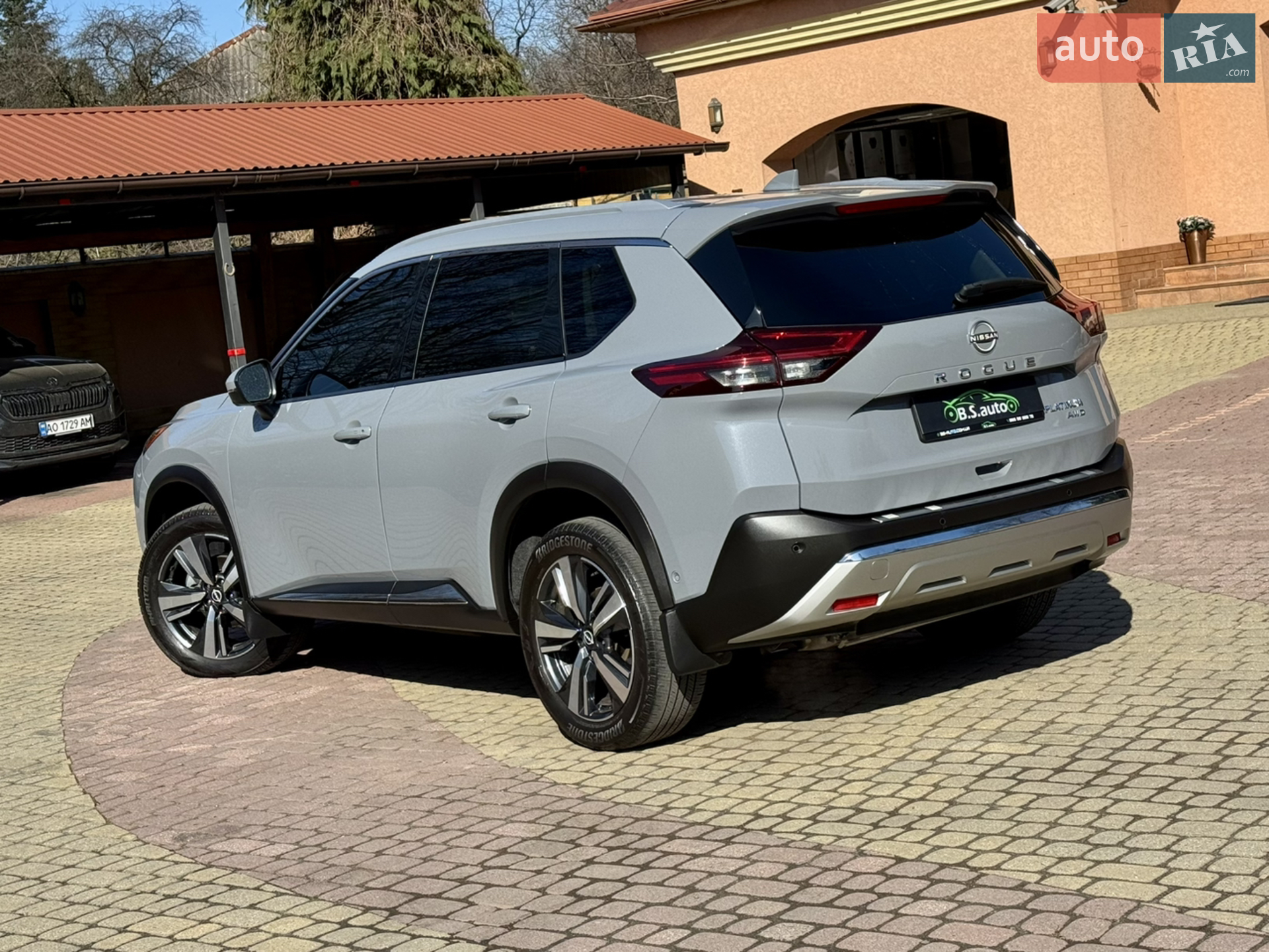 2023 Nissan Rogue - мініатюра 2