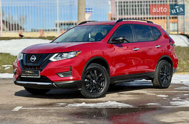 Позашляховик / Кросовер Nissan Rogue 2017 в Києві
