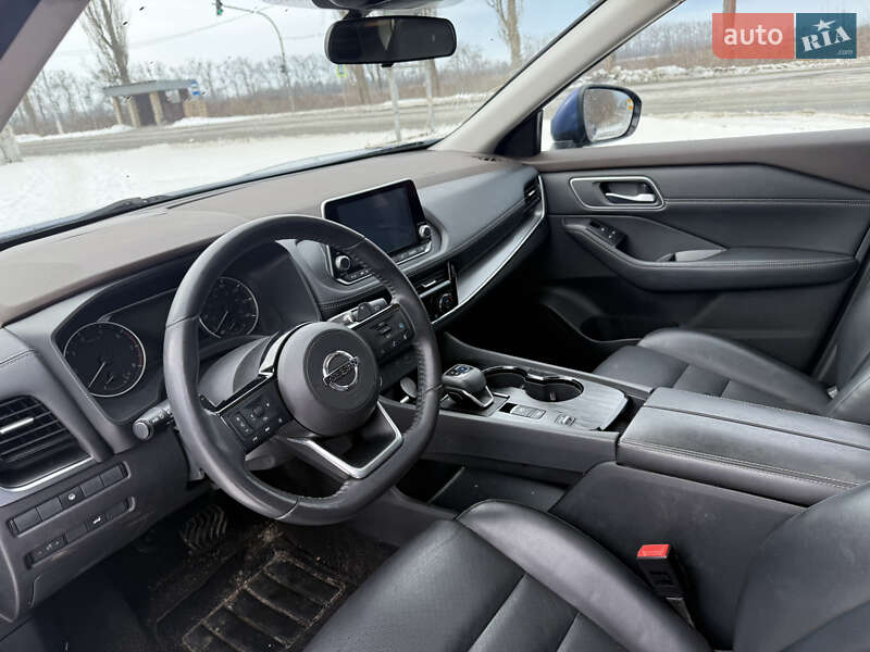 Внедорожник / Кроссовер Nissan Rogue 2020 в Киеве