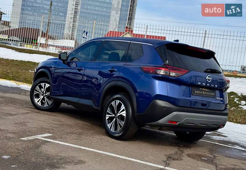 Внедорожник / Кроссовер Nissan Rogue 2021 в Киеве
