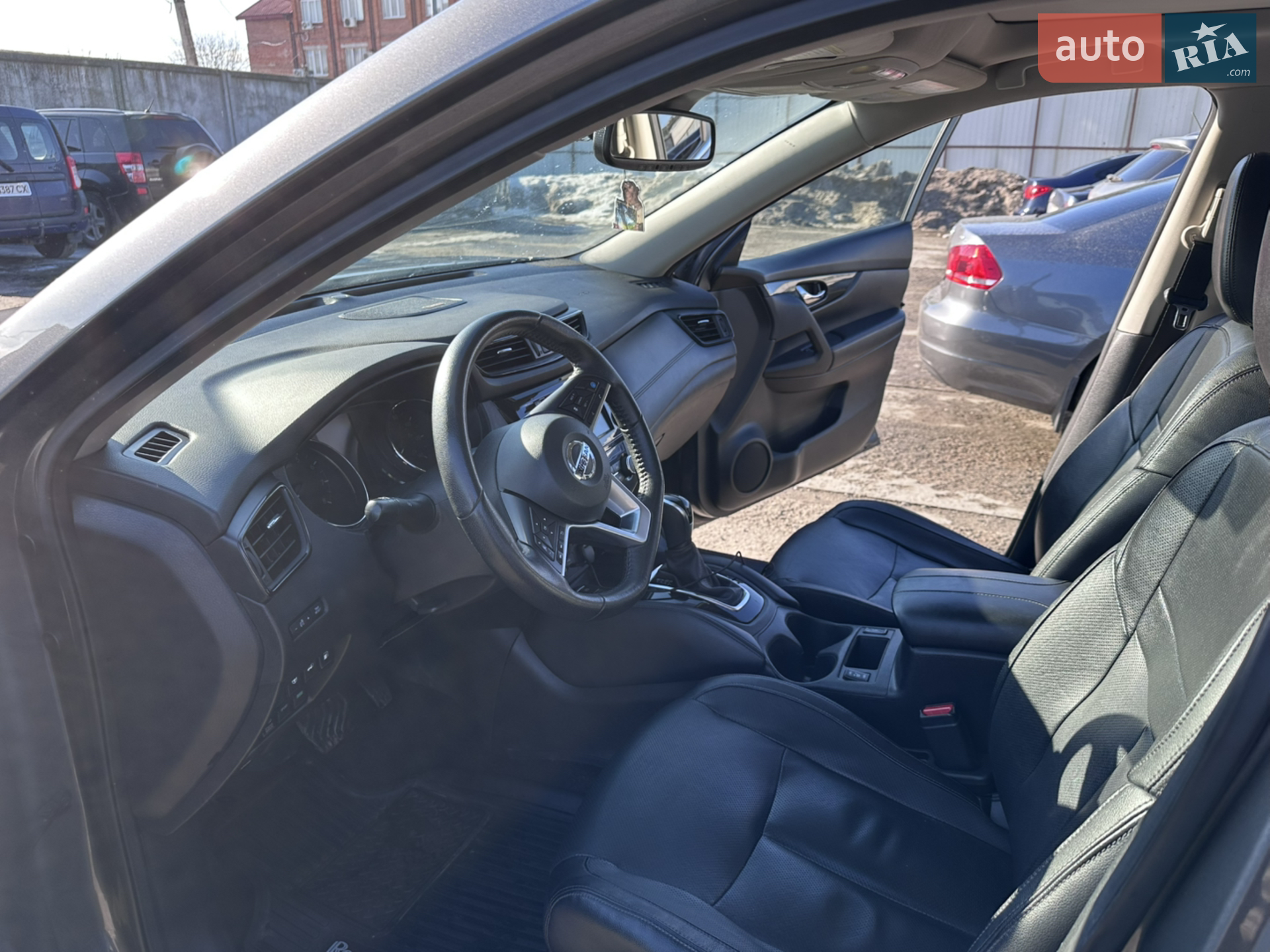 2019 Nissan Rogue - мініатюра 9