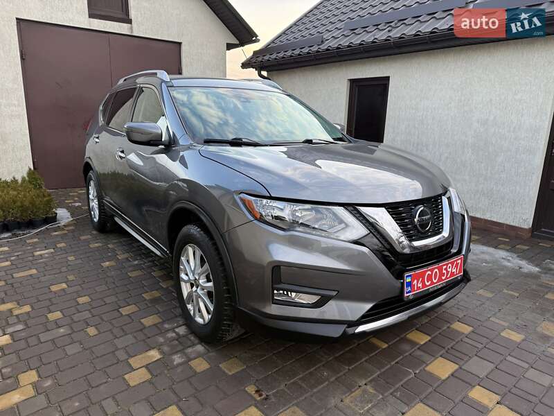 Внедорожник / Кроссовер Nissan Rogue 2020 в Виннице