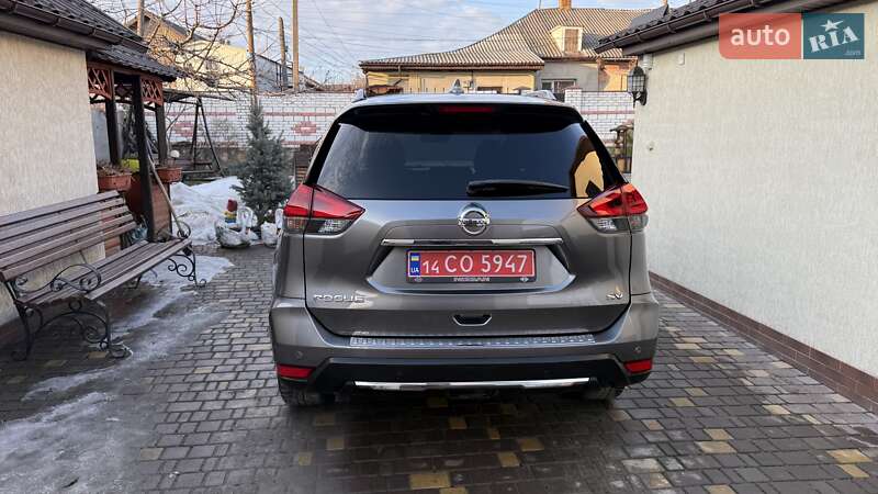 Внедорожник / Кроссовер Nissan Rogue 2020 в Виннице