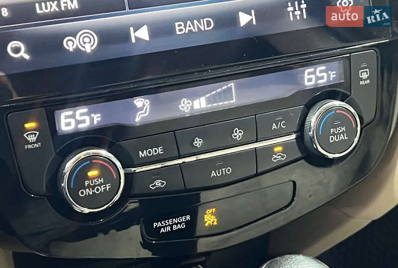 Внедорожник / Кроссовер Nissan Rogue 2016 в Одессе