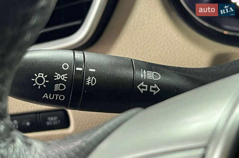 Внедорожник / Кроссовер Nissan Rogue 2016 в Одессе