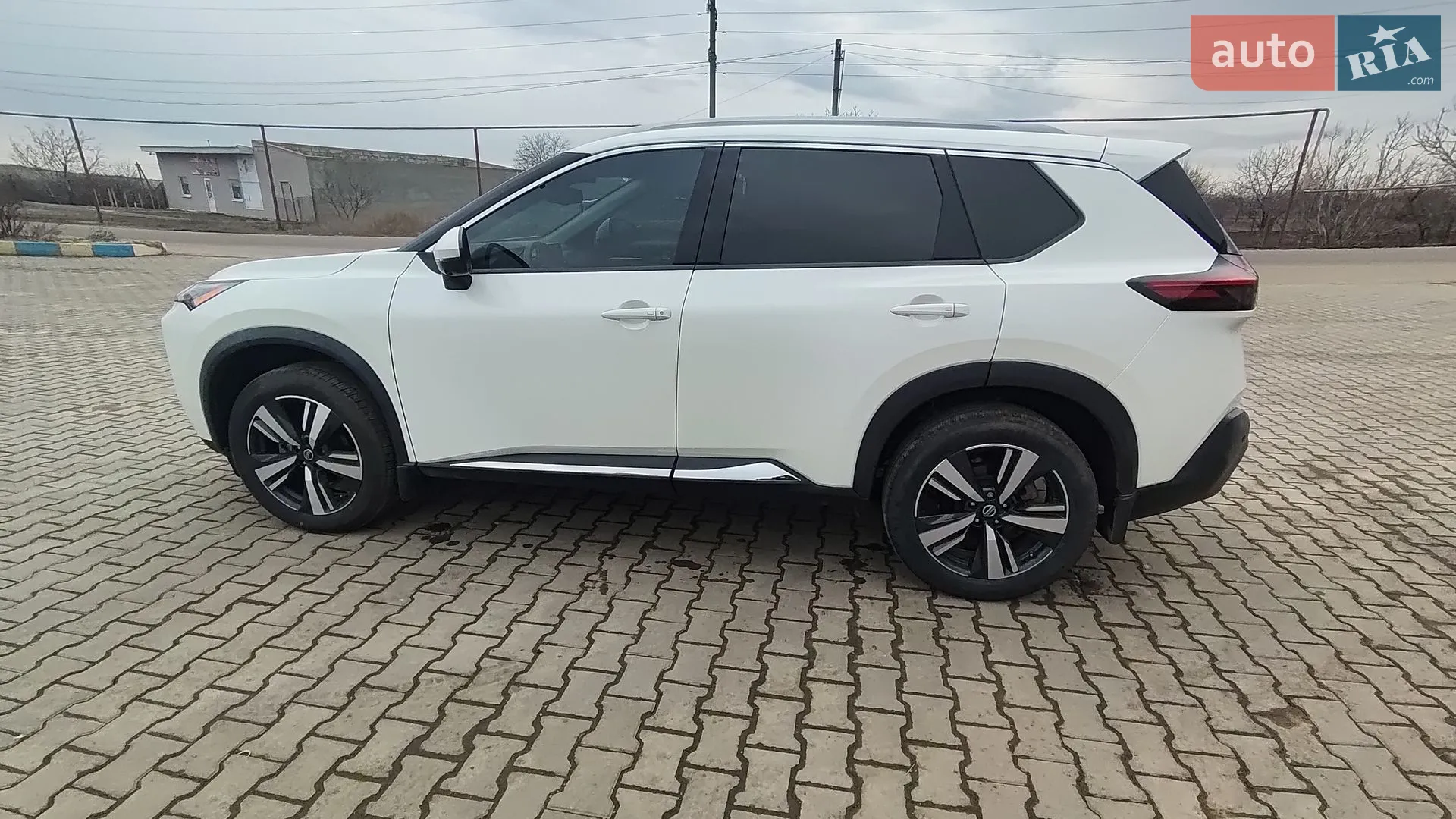 2020 Nissan Rogue - фото 1