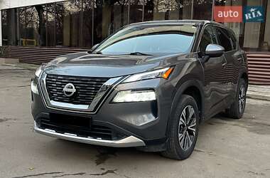 Позашляховик / Кросовер Nissan Rogue 2021 в Одесі