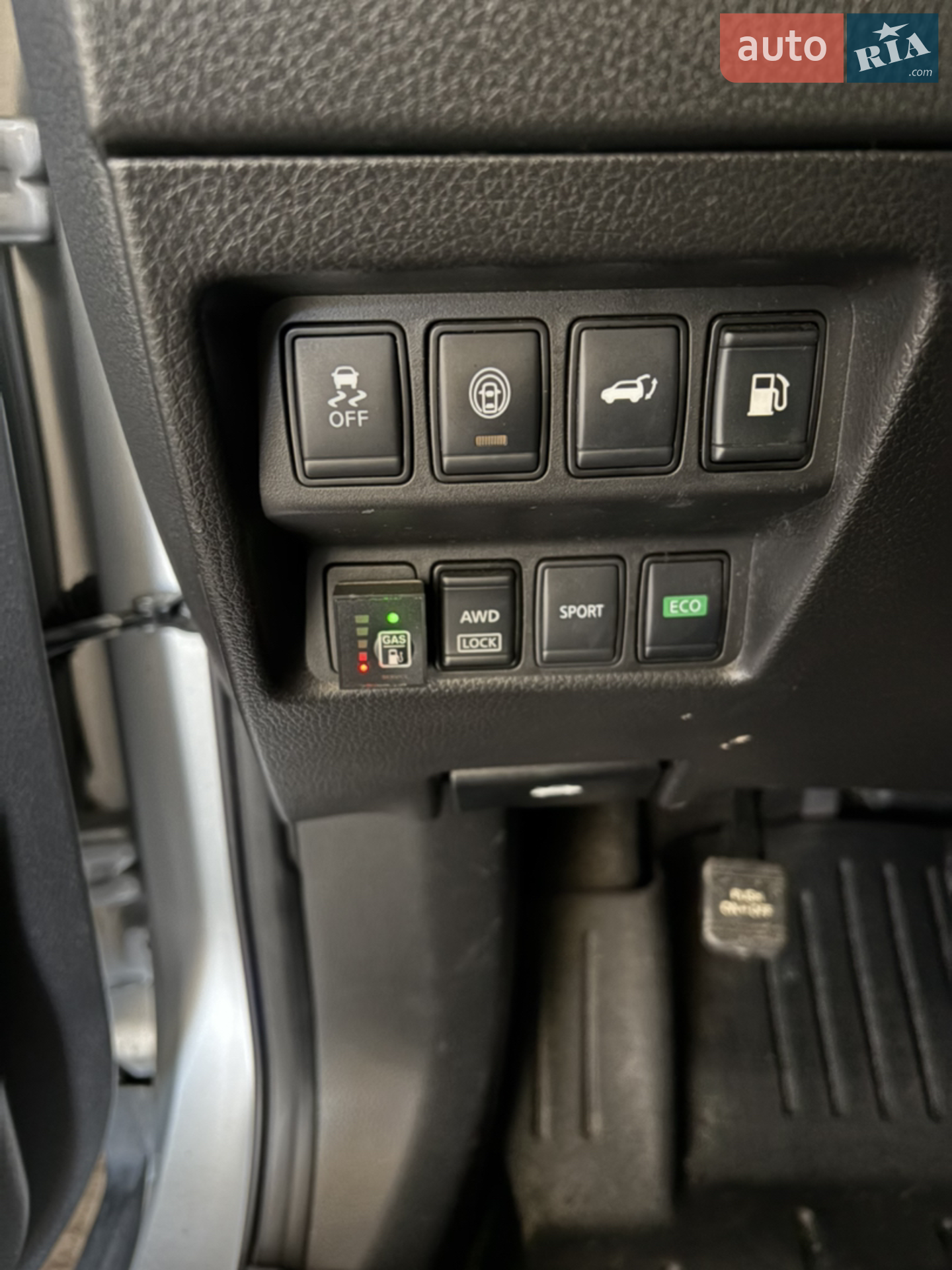 2019 Nissan Rogue - мініатюра 10