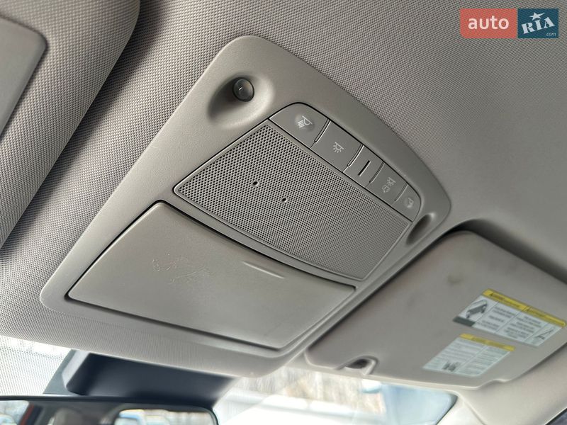 Внедорожник / Кроссовер Nissan Rogue 2019 в Киеве