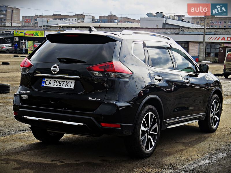Внедорожник / Кроссовер Nissan Rogue 2019 в Черкассах