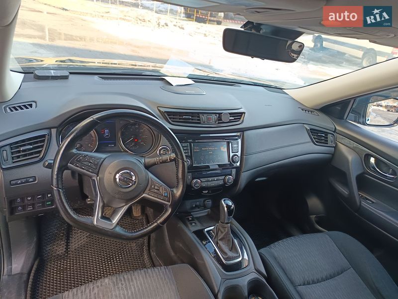 Внедорожник / Кроссовер Nissan Rogue 2019 в Киеве