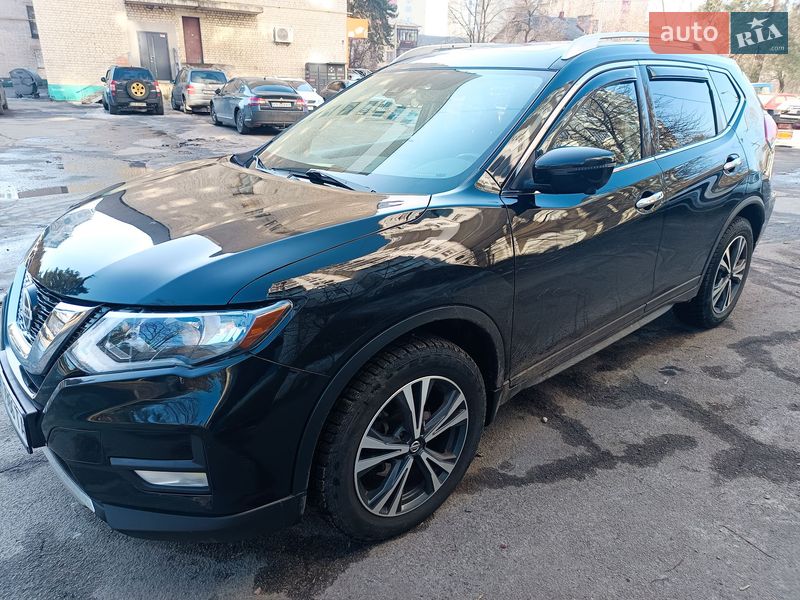 Внедорожник / Кроссовер Nissan Rogue 2019 в Киеве