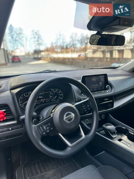 Позашляховик / Кросовер Nissan Rogue 2021 в Івано-Франківську
