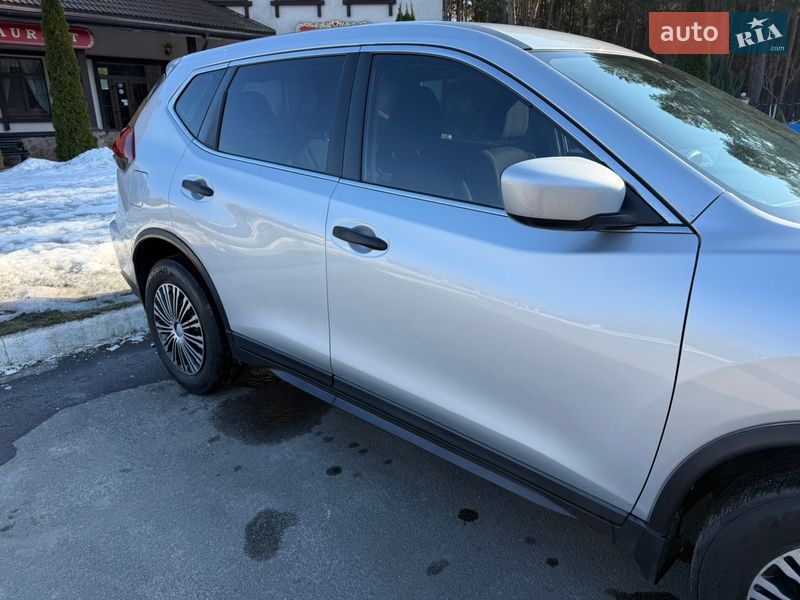 Внедорожник / Кроссовер Nissan Rogue 2019 в Киеве