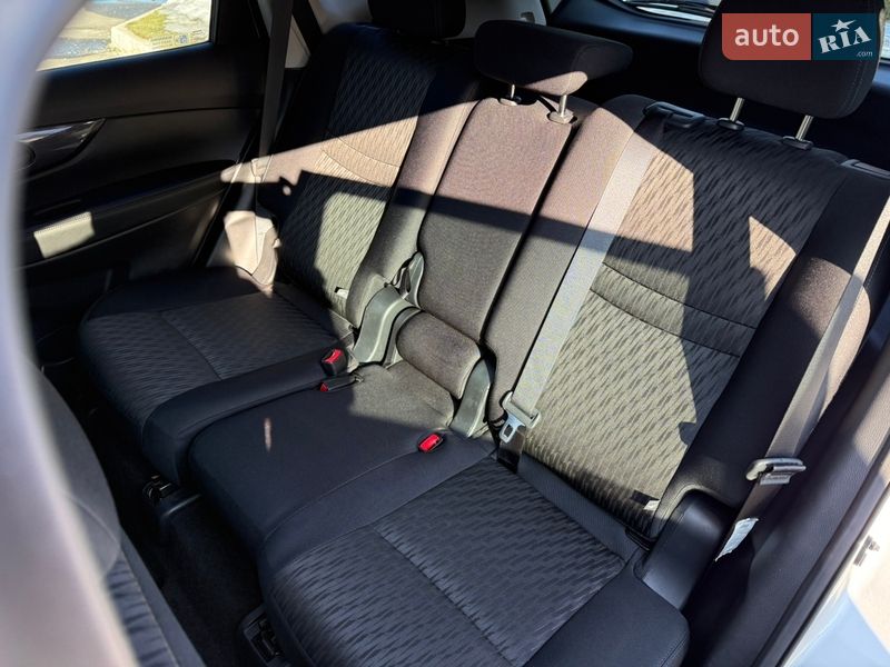 Внедорожник / Кроссовер Nissan Rogue 2019 в Киеве