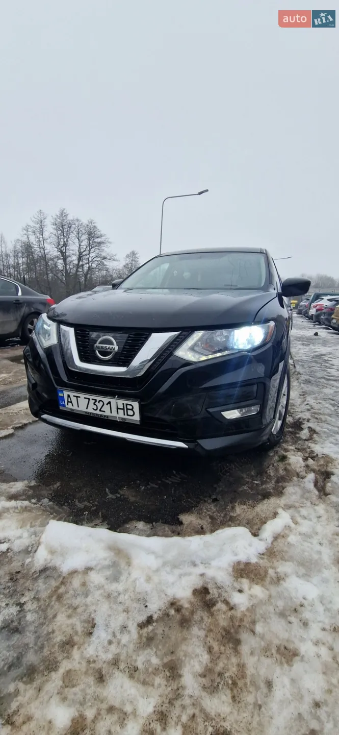 2017 Nissan Rogue - фото 1