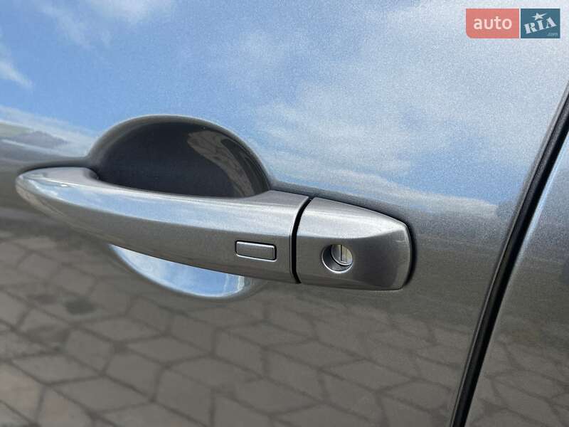 Внедорожник / Кроссовер Nissan Rogue 2021 в Одессе