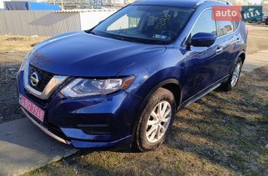 Позашляховик / Кросовер Nissan Rogue 2017 в Києві