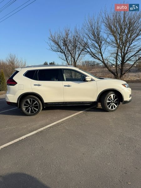 Внедорожник / Кроссовер Nissan Rogue 2018 в Киеве