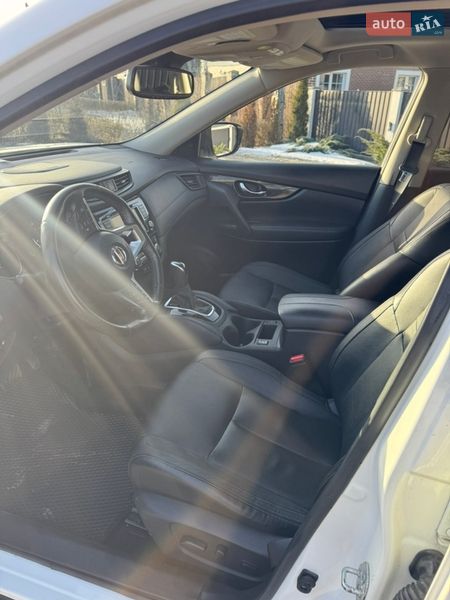 Внедорожник / Кроссовер Nissan Rogue 2018 в Киеве