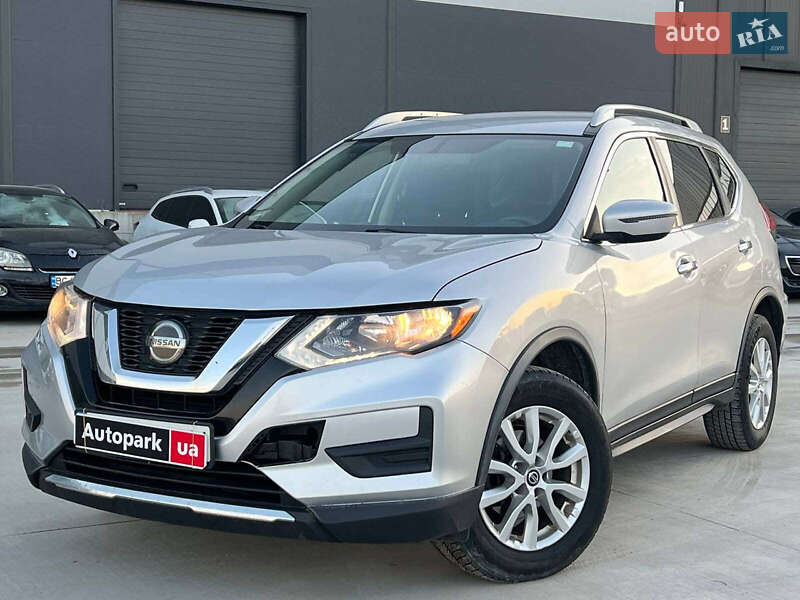 Позашляховик / Кросовер Nissan Rogue 2018 в Львові