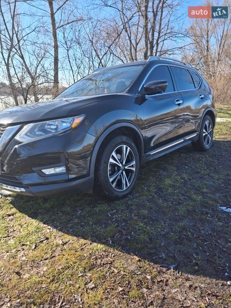Внедорожник / Кроссовер Nissan Rogue 2018 в Киеве