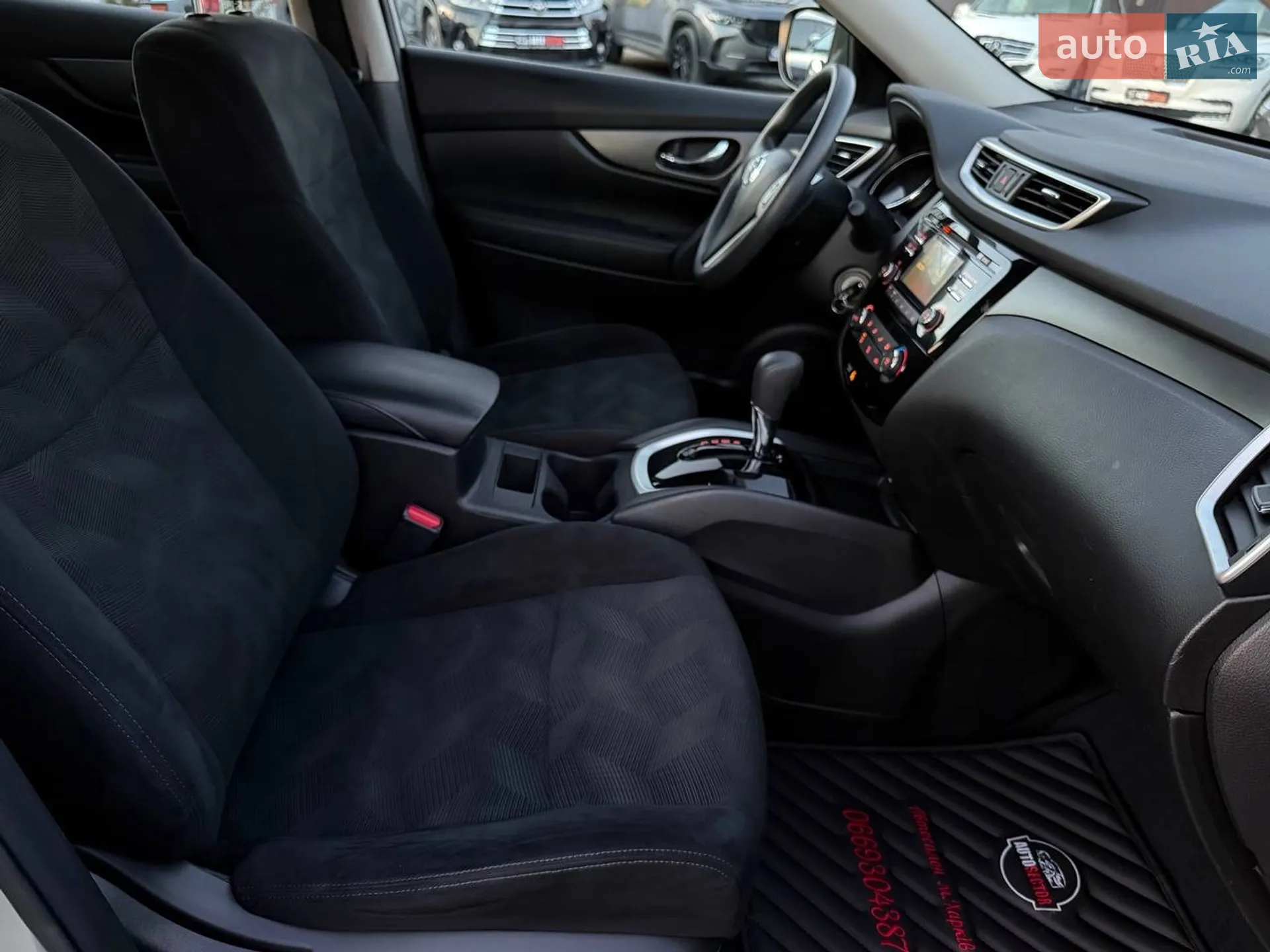 2015 Nissan Rogue - мініатюра 17