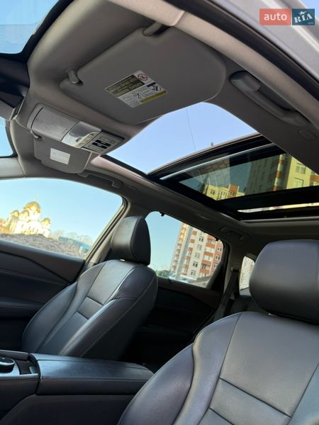 Внедорожник / Кроссовер Nissan Rogue 2023 в Тернополе