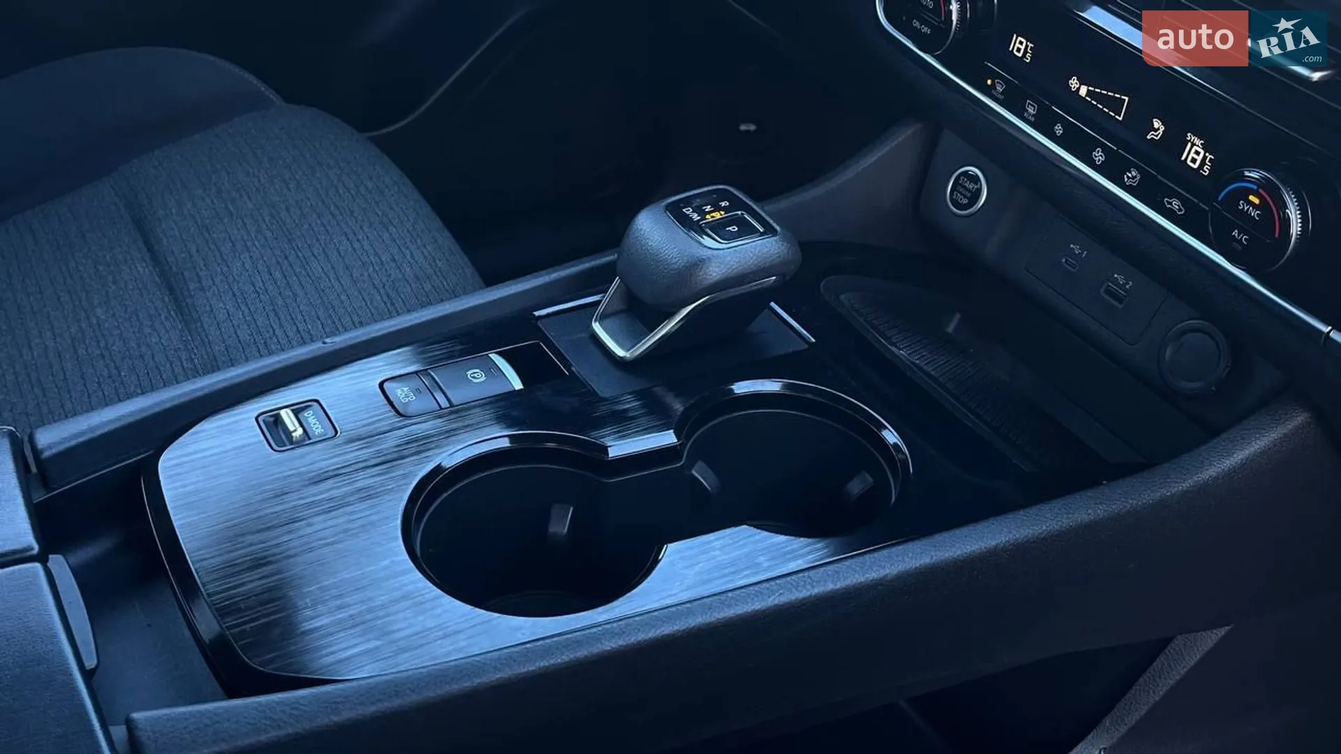 2021 Nissan Rogue - мініатюра 24