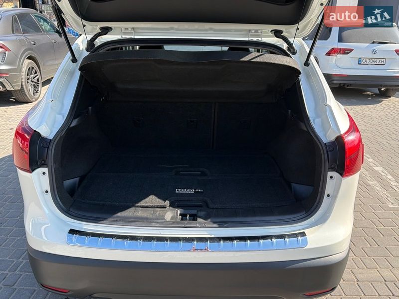 Внедорожник / Кроссовер Nissan Rogue 2017 в Одессе