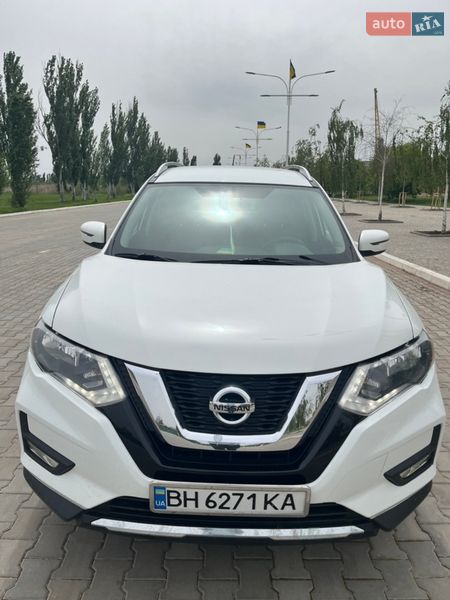 Внедорожник / Кроссовер Nissan Rogue 2016 в Измаиле