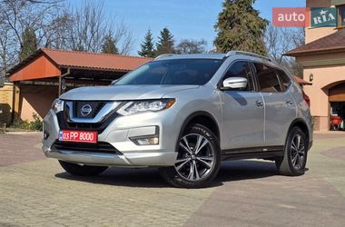 Внедорожник / Кроссовер Nissan Rogue 2018 в Мукачево