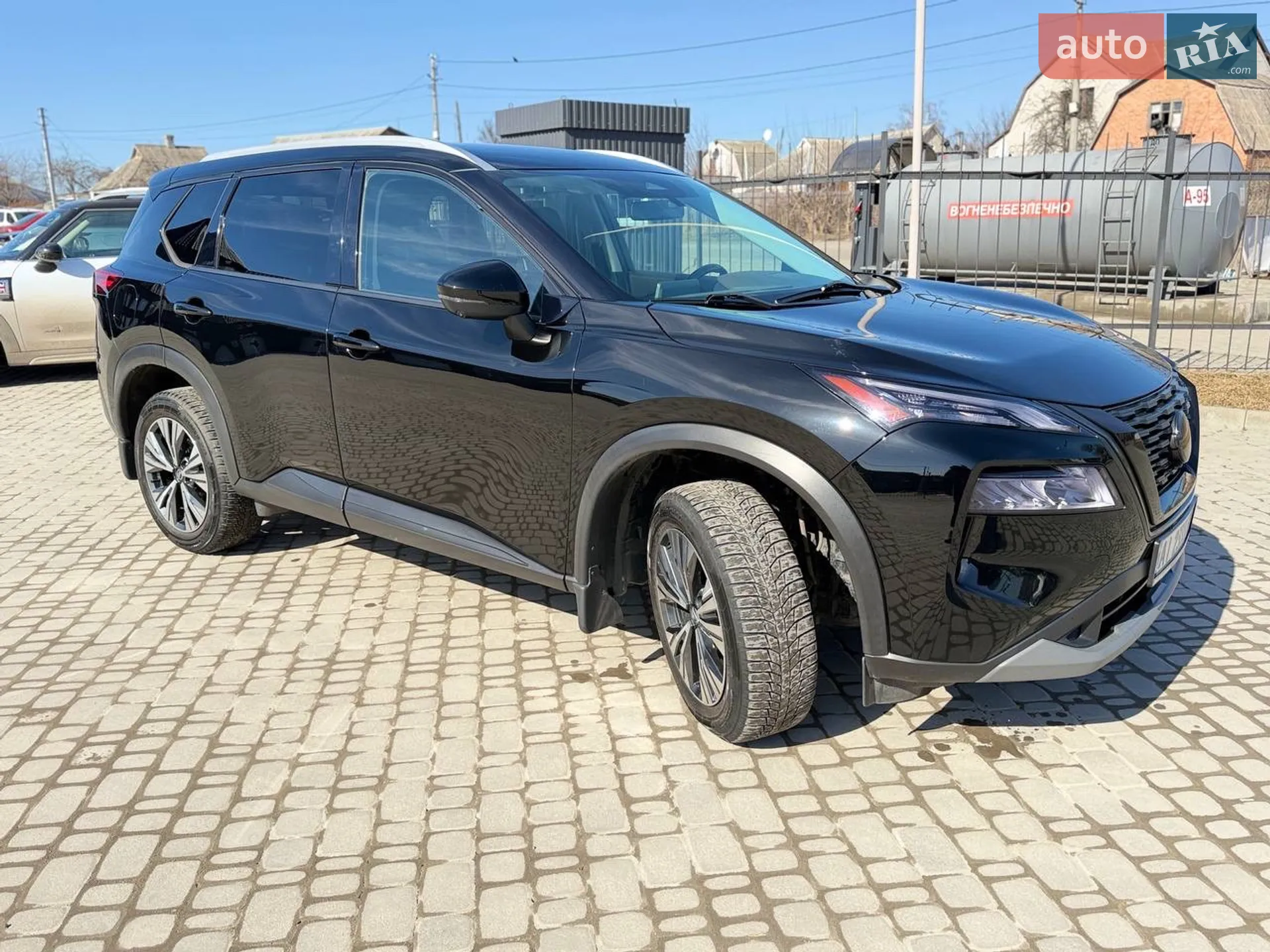 2020 Nissan Rogue - мініатюра 2
