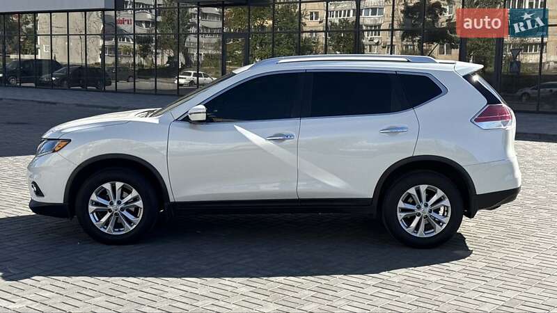 Внедорожник / Кроссовер Nissan Rogue 2016 в Днепре