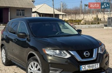 Внедорожник / Кроссовер Nissan Rogue 2017 в Кельменцах