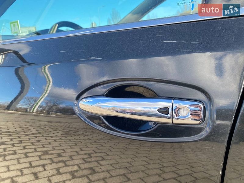 Внедорожник / Кроссовер Nissan Rogue 2018 в Житомире