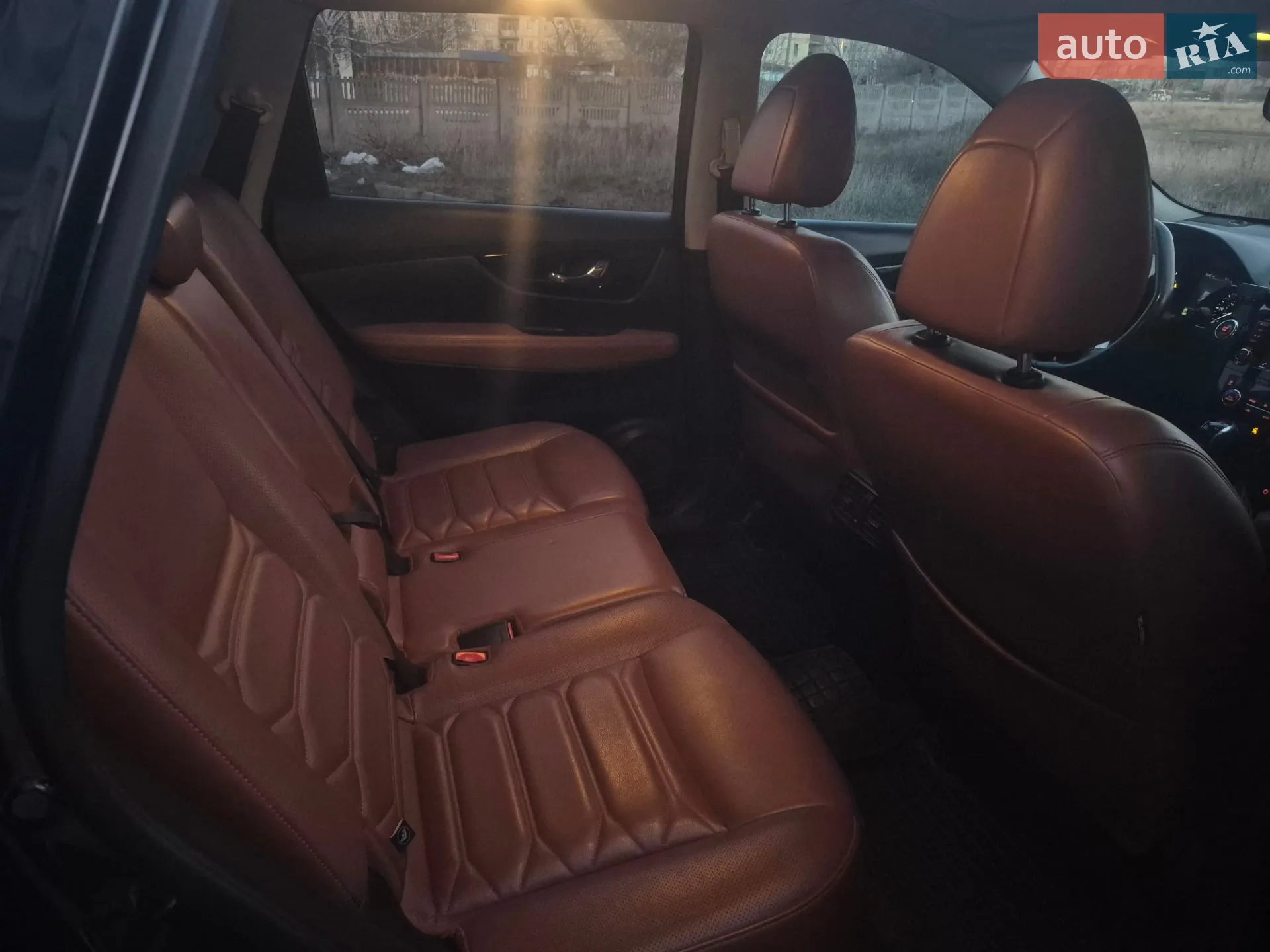 2018 Nissan Rogue - мініатюра 9