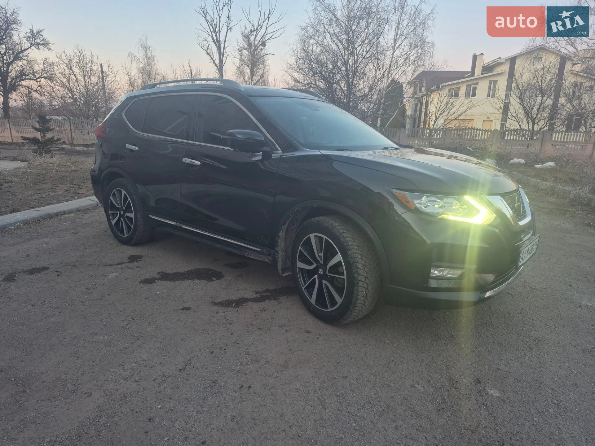 2018 Nissan Rogue - мініатюра 2