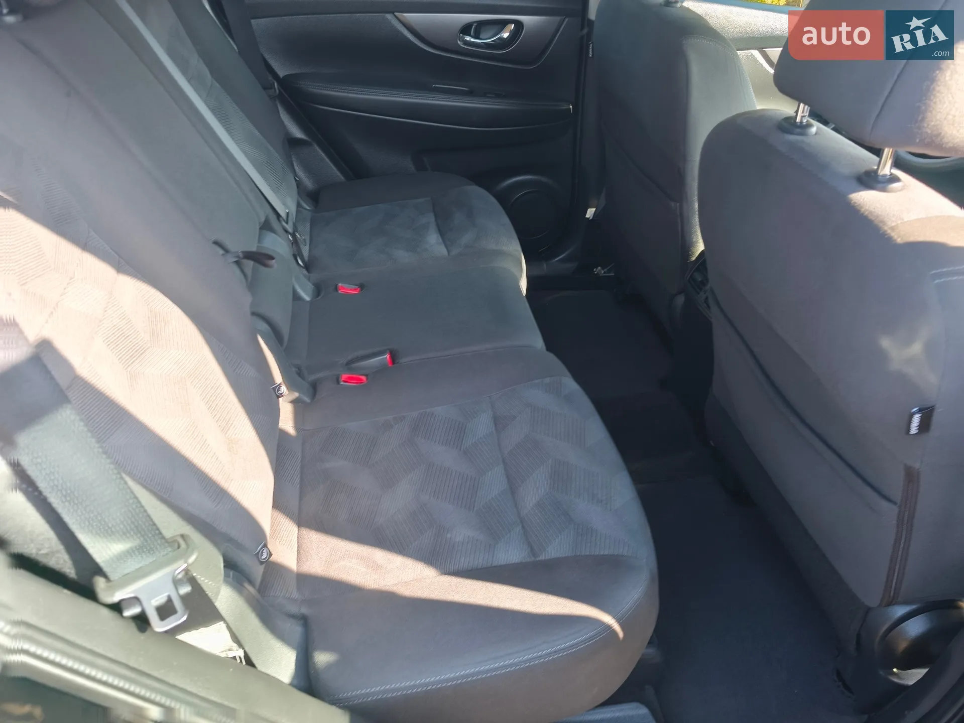 2016 Nissan Rogue - мініатюра 11