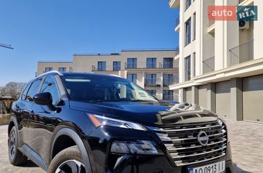 Позашляховик / Кросовер Nissan Rogue 2024 в Ужгороді