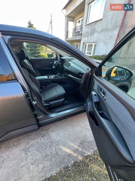 Внедорожник / Кроссовер Nissan Rogue 2021 в Козове