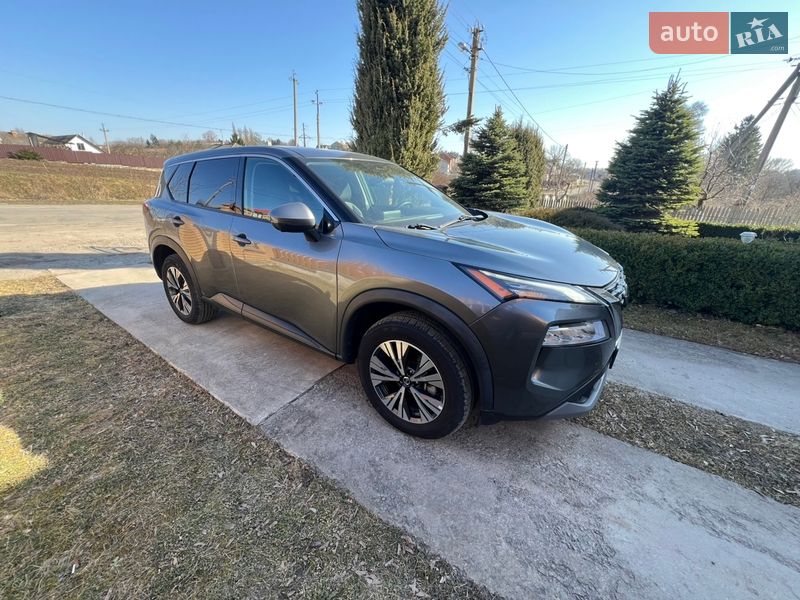 Внедорожник / Кроссовер Nissan Rogue 2021 в Козове