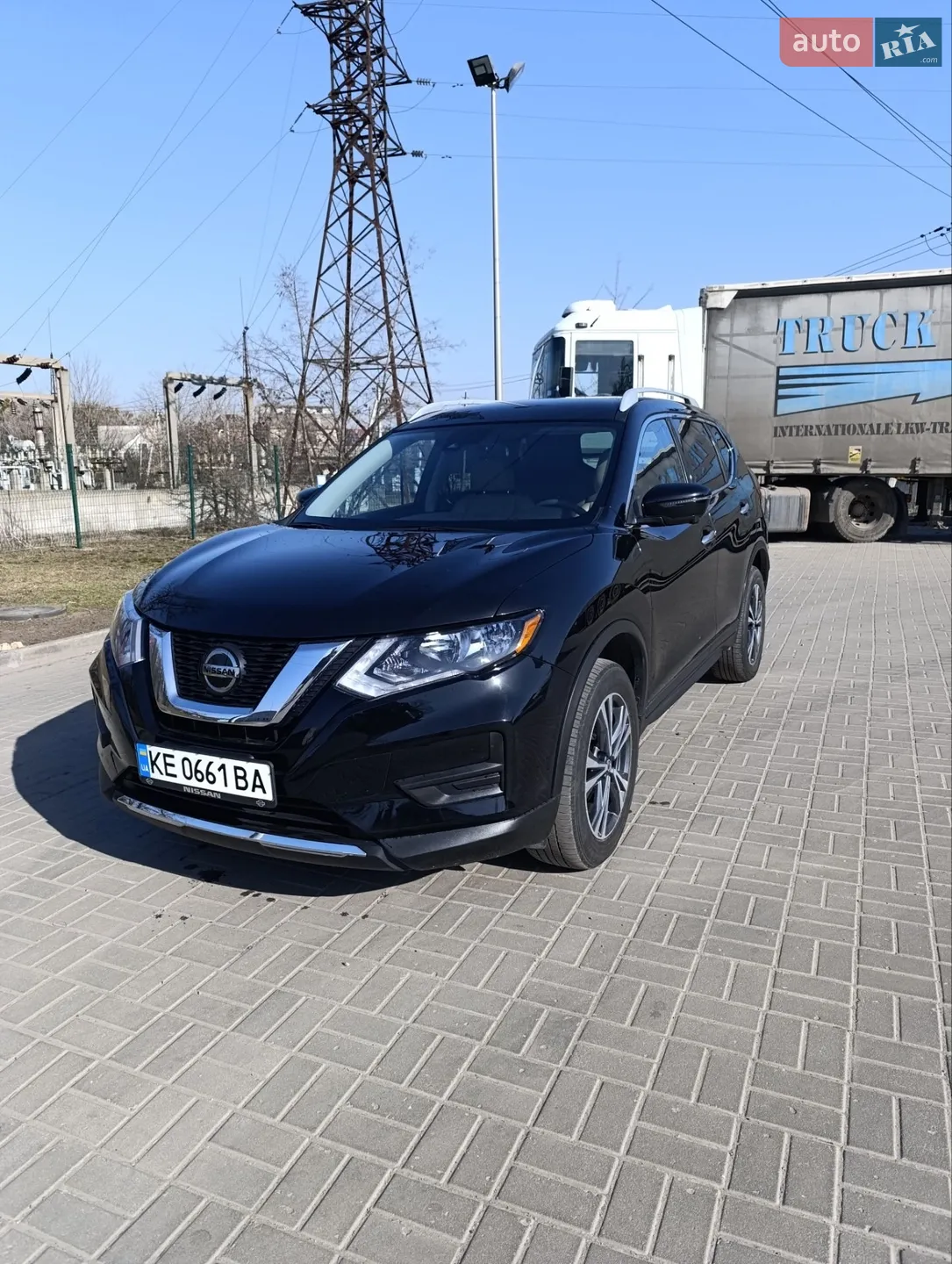 2019 Nissan Rogue - мініатюра 2